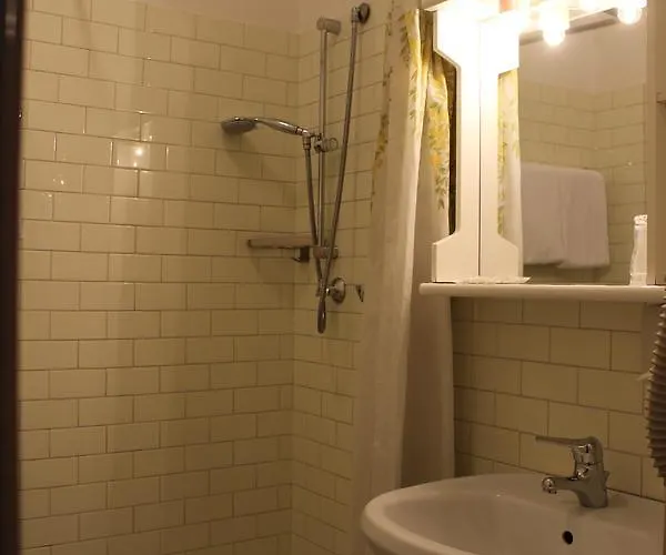 Hotel Garni Hirsch *