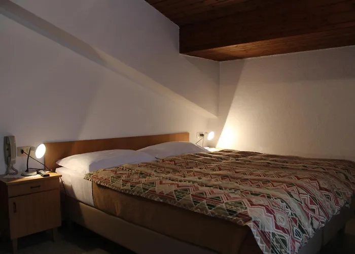 Hotel Garni Hirsch Canazei